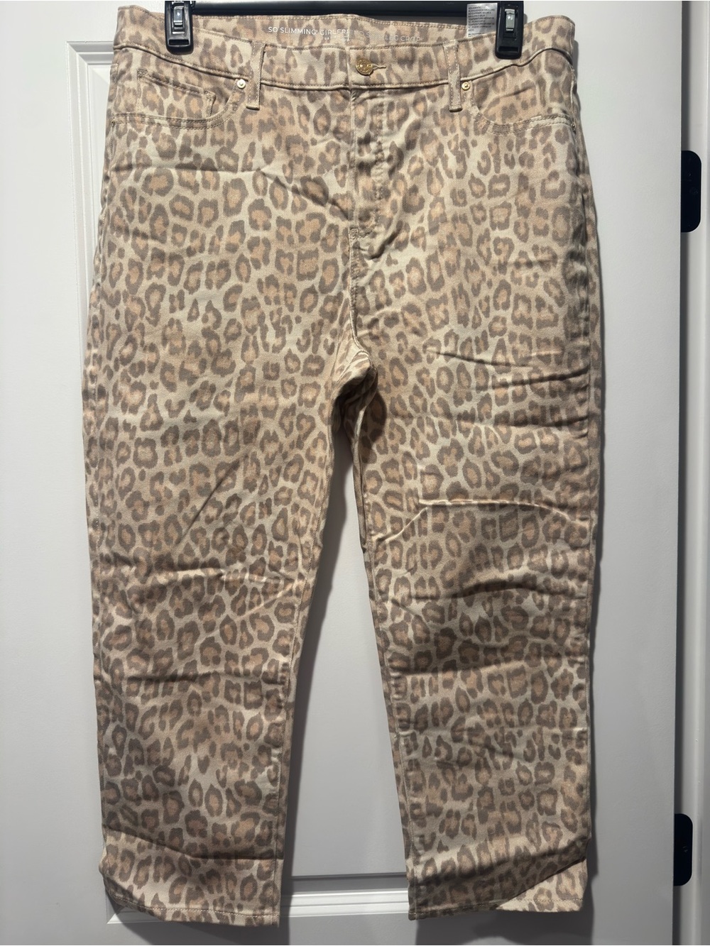 Chico's Beige Leopard Print Capris